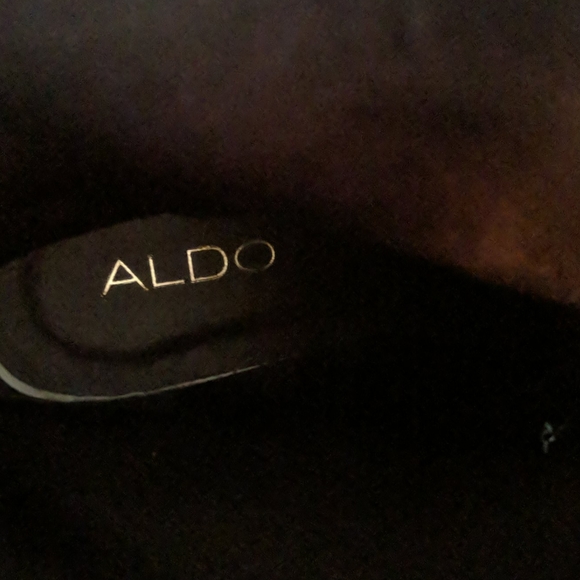 ALDO pull on suede boots - Picture 6 of 8